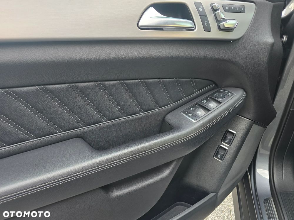 Mercedes-Benz GLE 350 d 4-Matic - 26