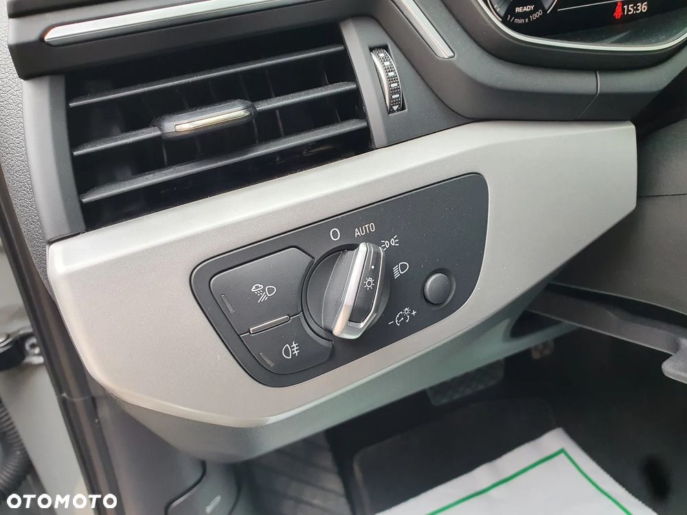 Audi A4 Limousine 30 TDI S tronic advanced - 18
