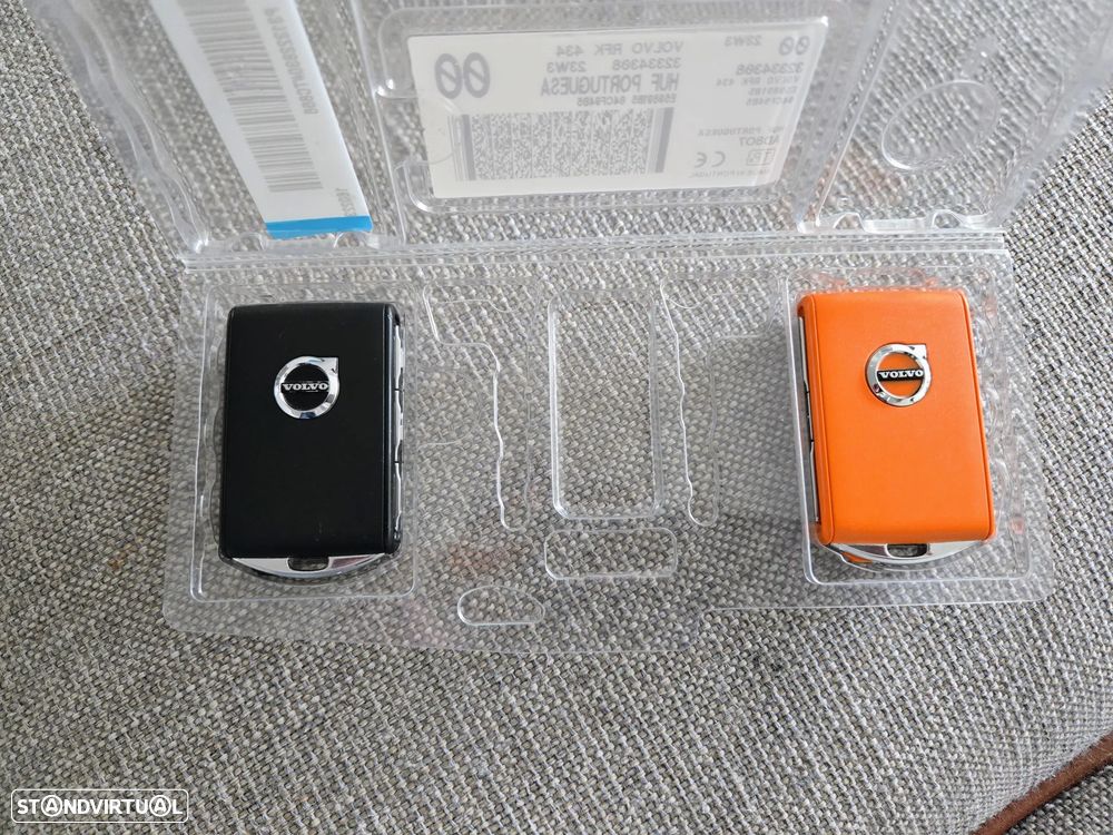 Volvo XC 40 Recharge Plus — fotografia 34