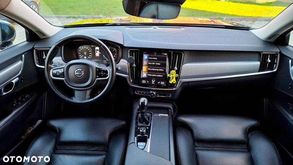 Volvo V90 D3 Momentum - 22
