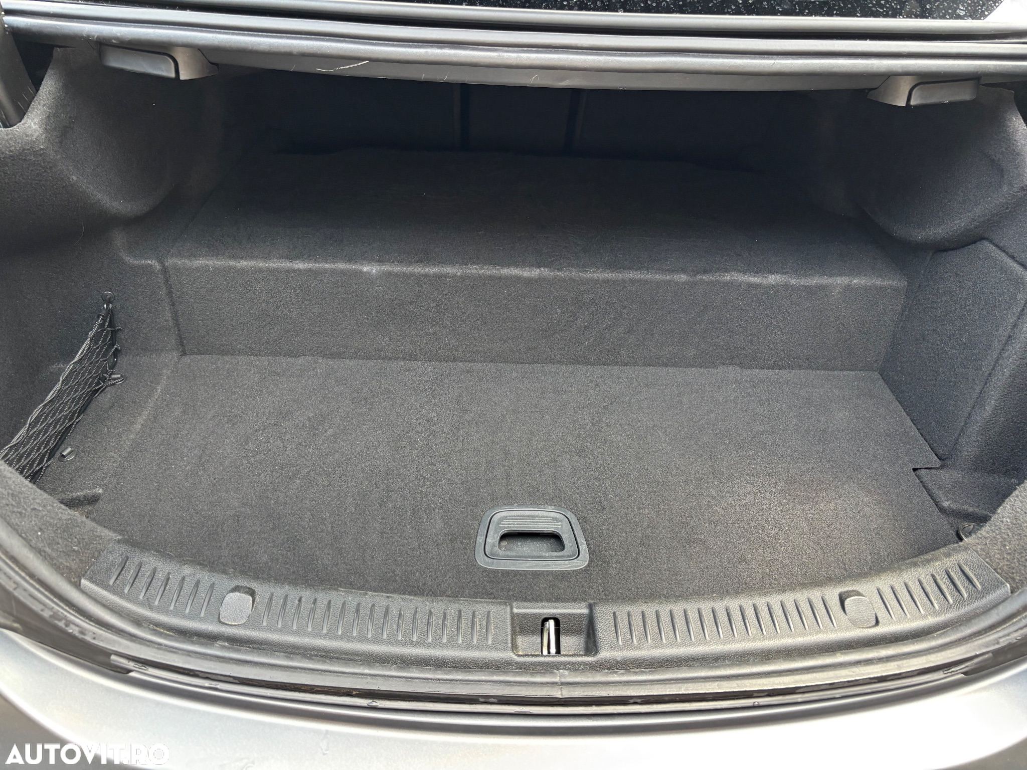 Mercedes-Benz E 300 de T 9G-TRONIC AMG Line - 14