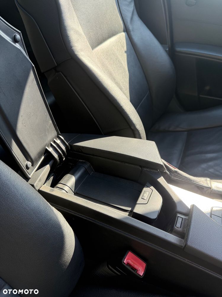 BMW Seria 5 530xd - 34