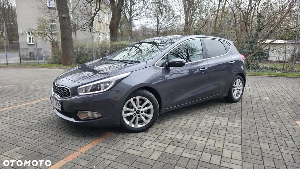 Kia Ceed 1.6 CRDi 136 ISG Spirit - 5