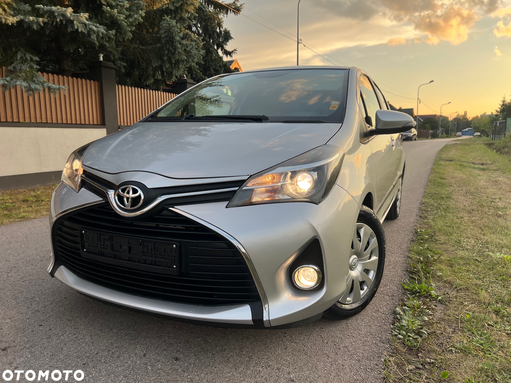 Toyota Yaris 1.0 VVT-i Life - 12
