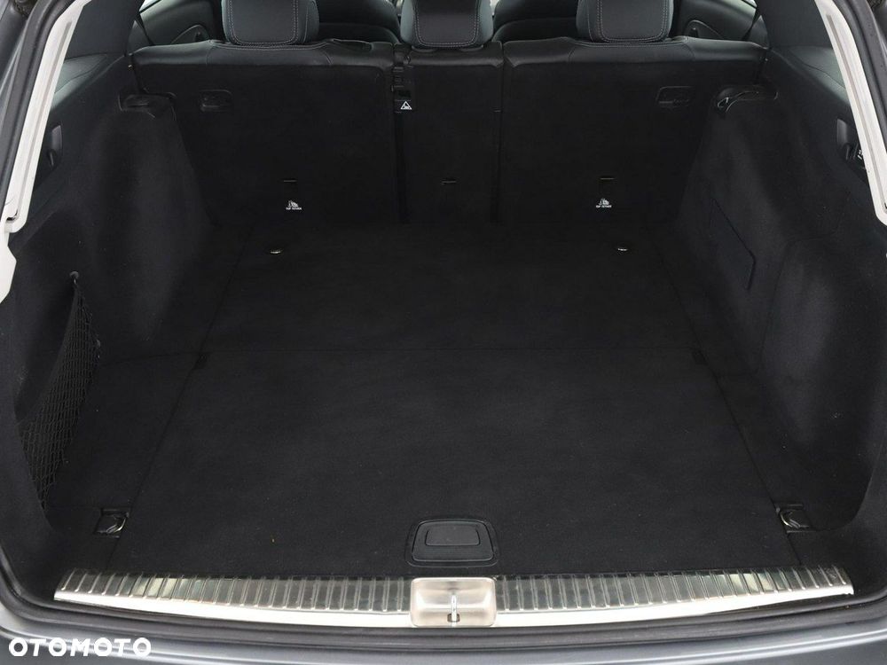 Mercedes-Benz Klasa E 250 9G-TRONIC Avantgarde - 20