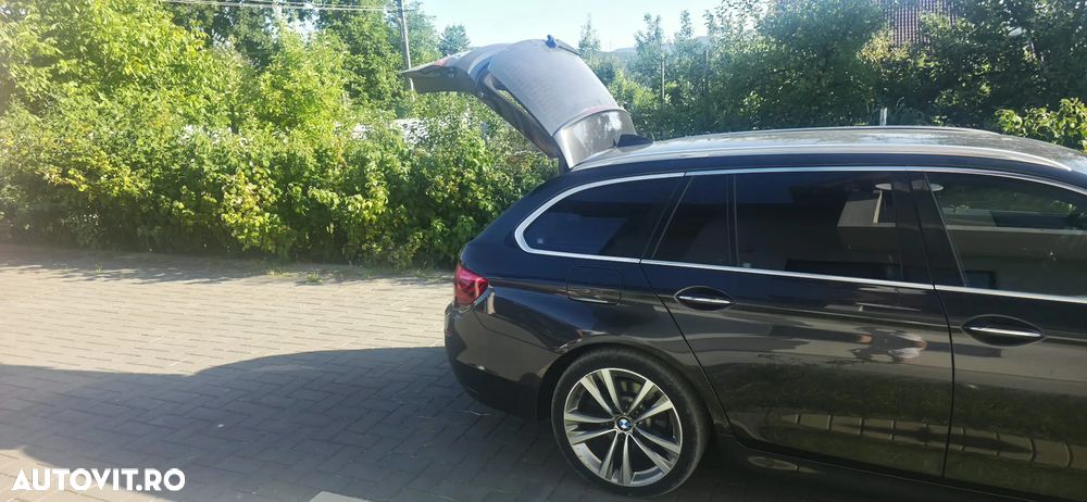 BMW Seria 5 520d xDrive AT - 16