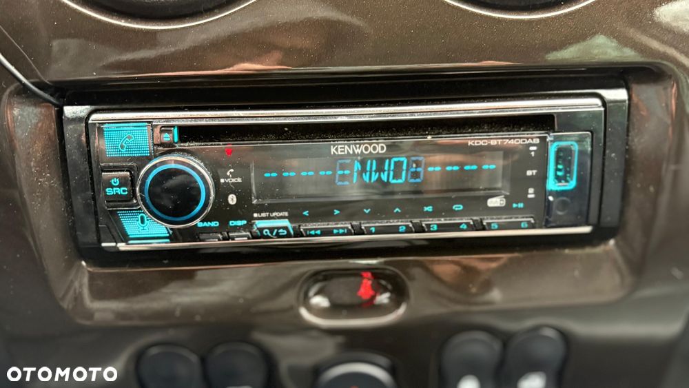 Dacia Duster 1.6 - 21