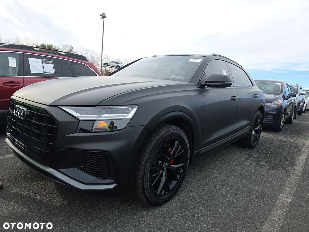 Audi Q8 55 TFSI quattro tiptronic