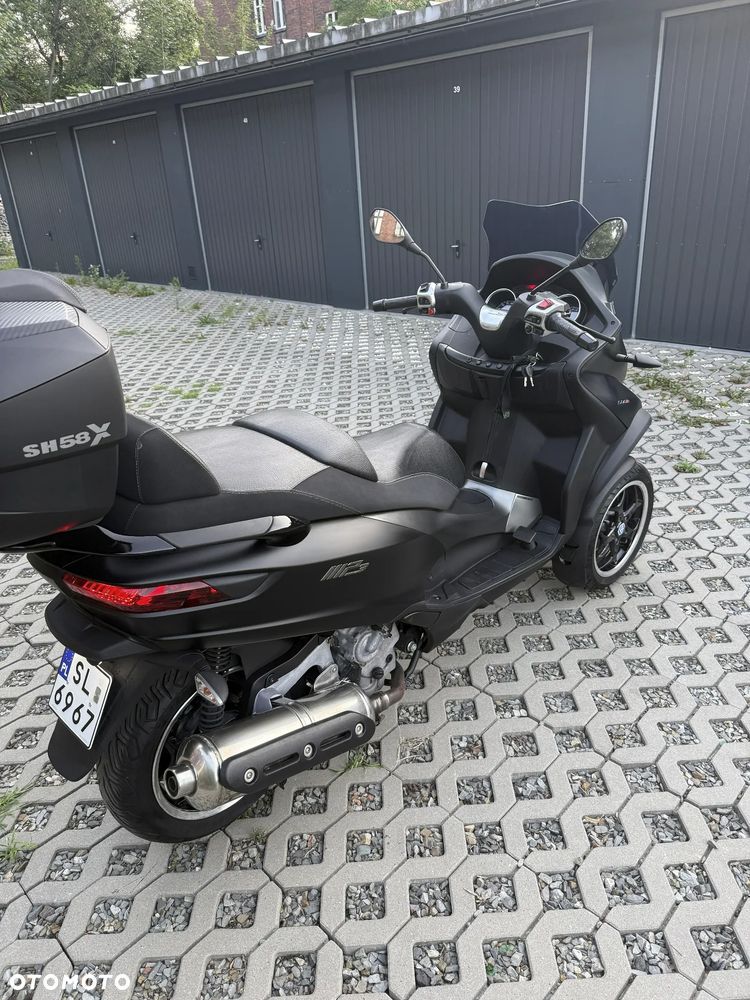 Piaggio MP-3 - 9