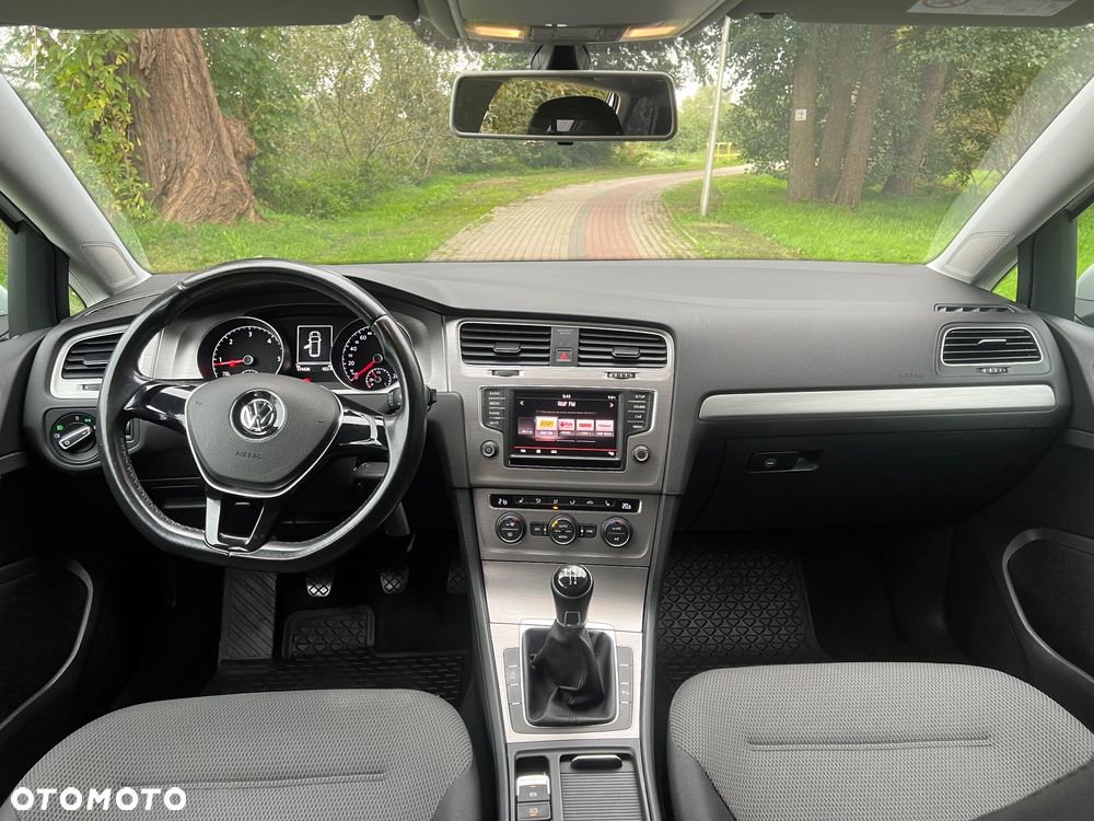 Volkswagen Golf VII 1.6 TDI BMT Comfortline - 15