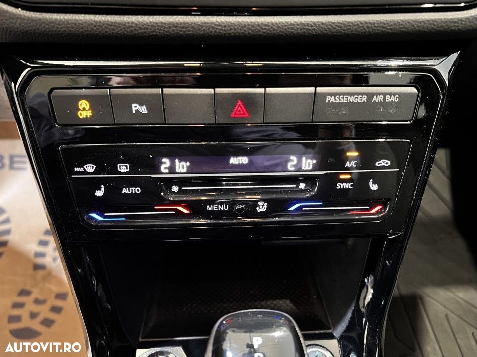 Volkswagen T-Cross - 20