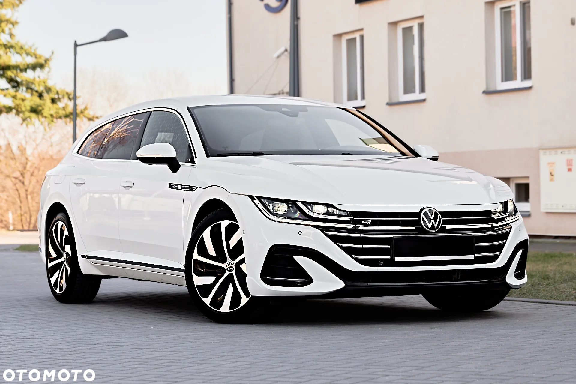 Volkswagen Arteon 2.0 TDI R-Line DSG - 10