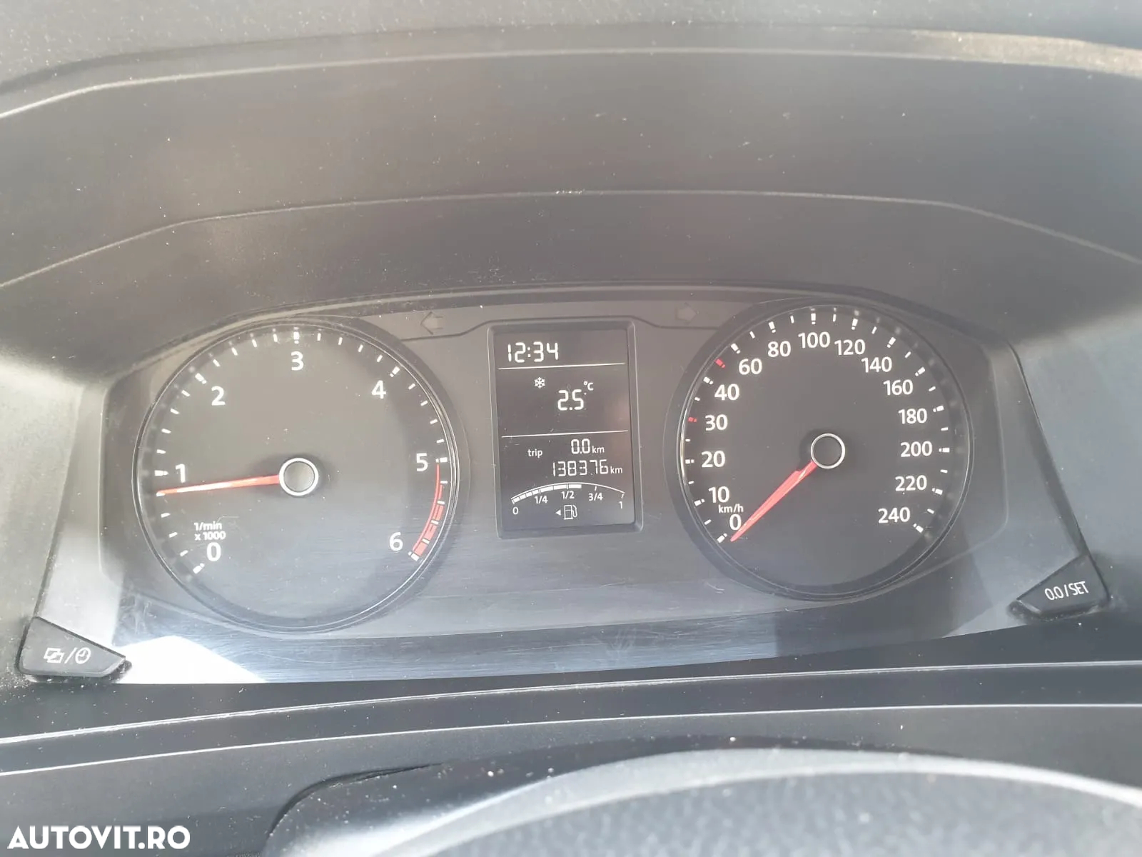 Volkswagen Transporter Kombi T6 2.0 TDI 75 kW LR - 32