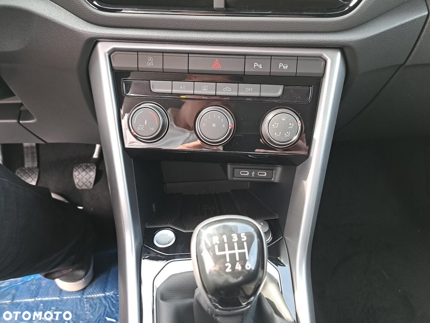 Volkswagen T-Roc 1.5 TSI Life Plus - 21