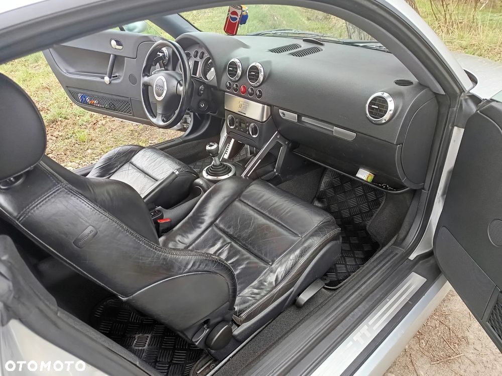 Audi TT Coupé 1.8T - 7