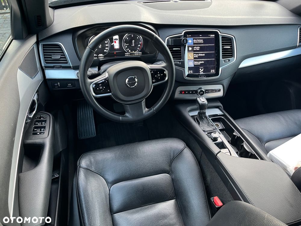 Volvo XC 90 - 18