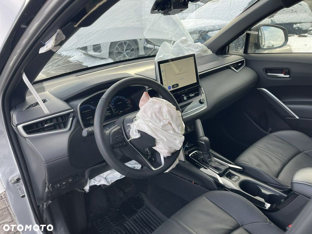 Toyota Corolla Cross 2.0 Hybrid Executive - 9