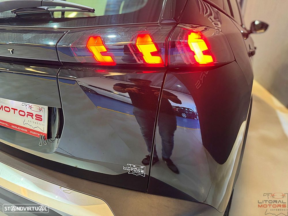 Peugeot 2008 1.2 PureTech Allure Pack - 12