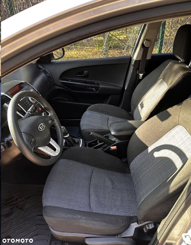 Kia Ceed 1.6 Crdi Comfort + - 19