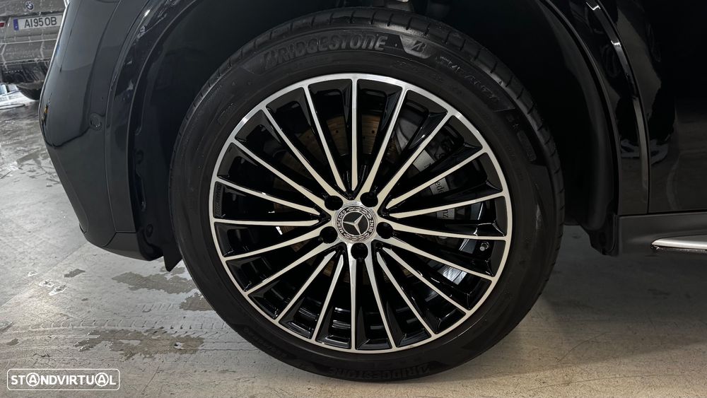 Mercedes-Benz GLC 300 e Coupe 4Matic - 7