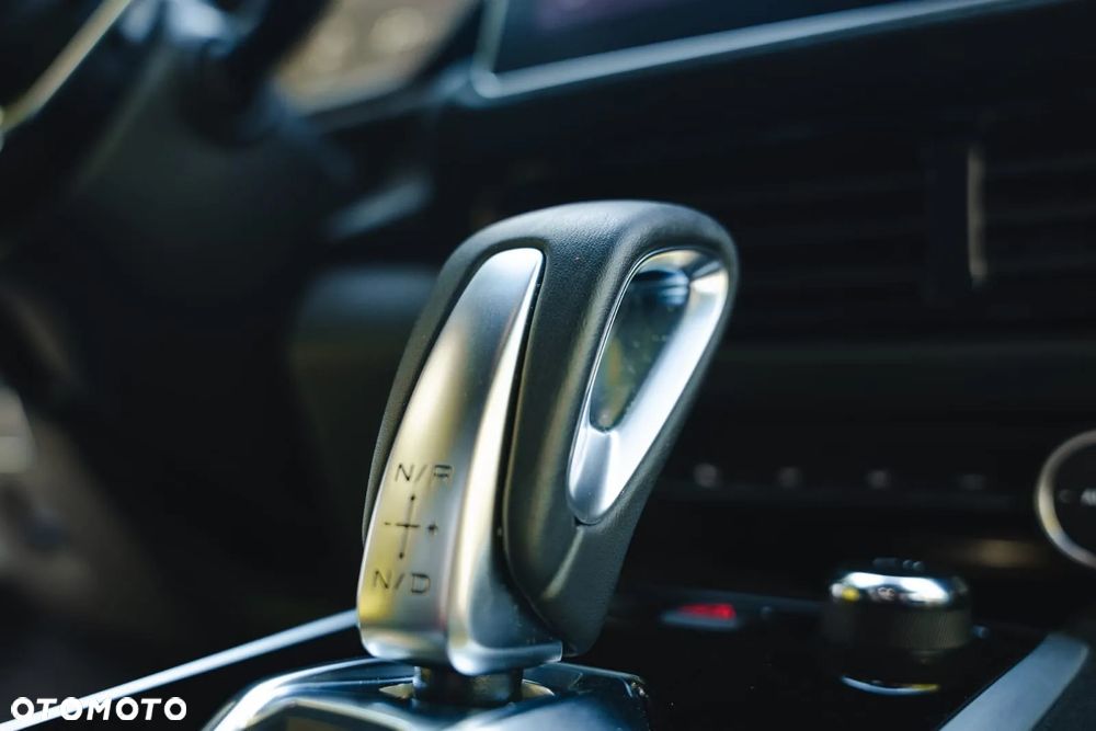 Lotus Emira First Edition - 15