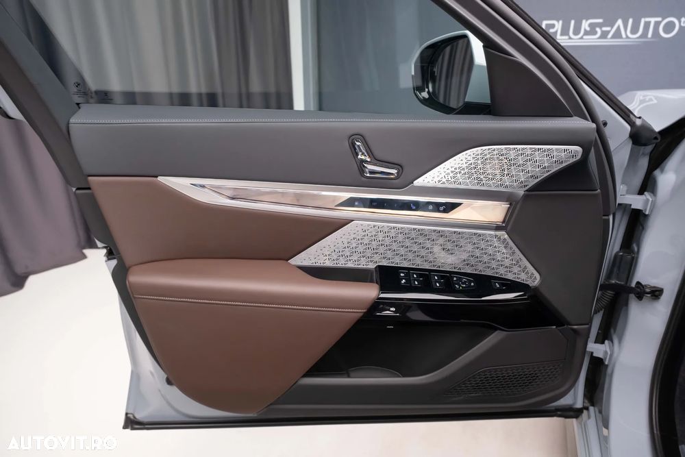 BMW Seria 7 - 23