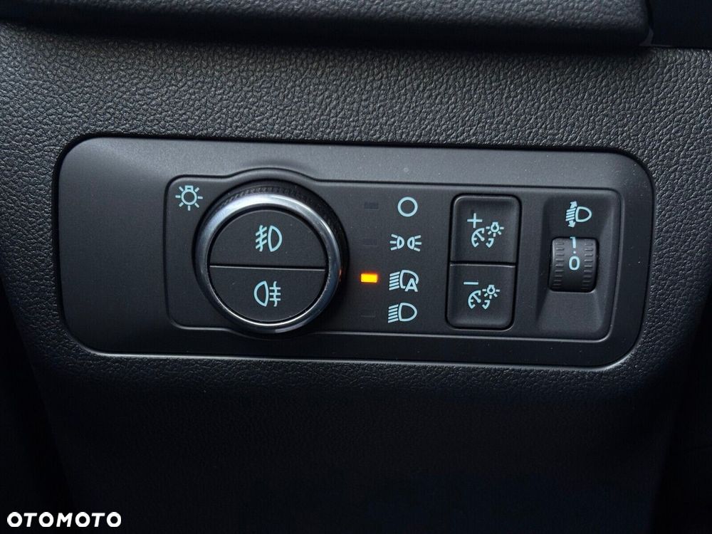 Ford Kuga - 29