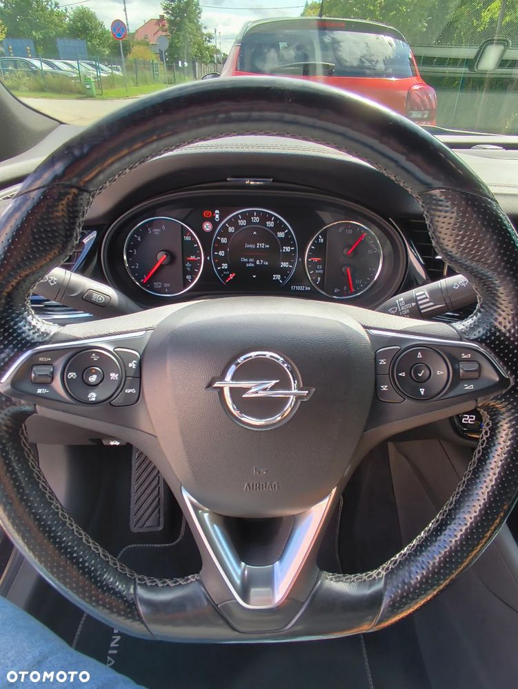 Opel Insignia 2.0 CDTI S&S - 14