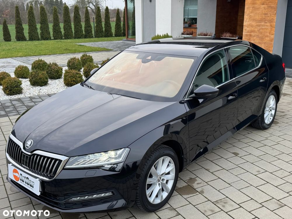 Skoda Superb 2.0 TDI Ambition DSG - 19