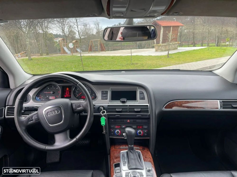 Audi A6 - 4