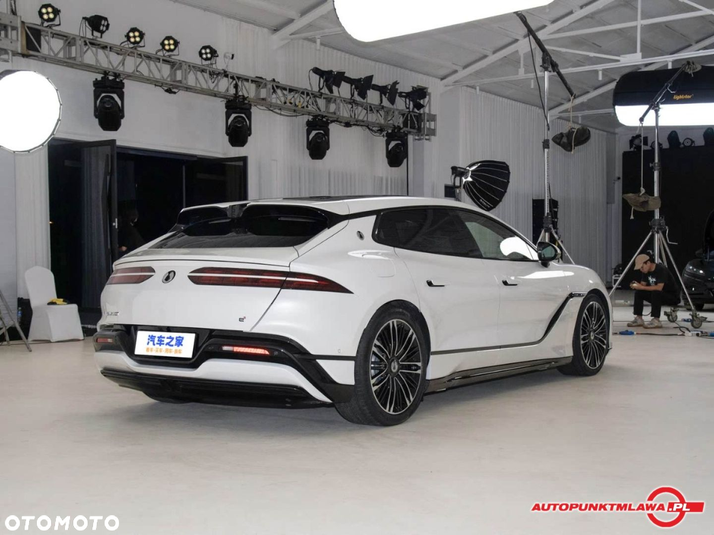 Denza Z9 GT - 7