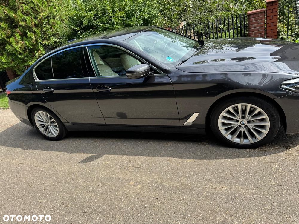 BMW Seria 5 520d xDrive MHEV Luxury Line - 7