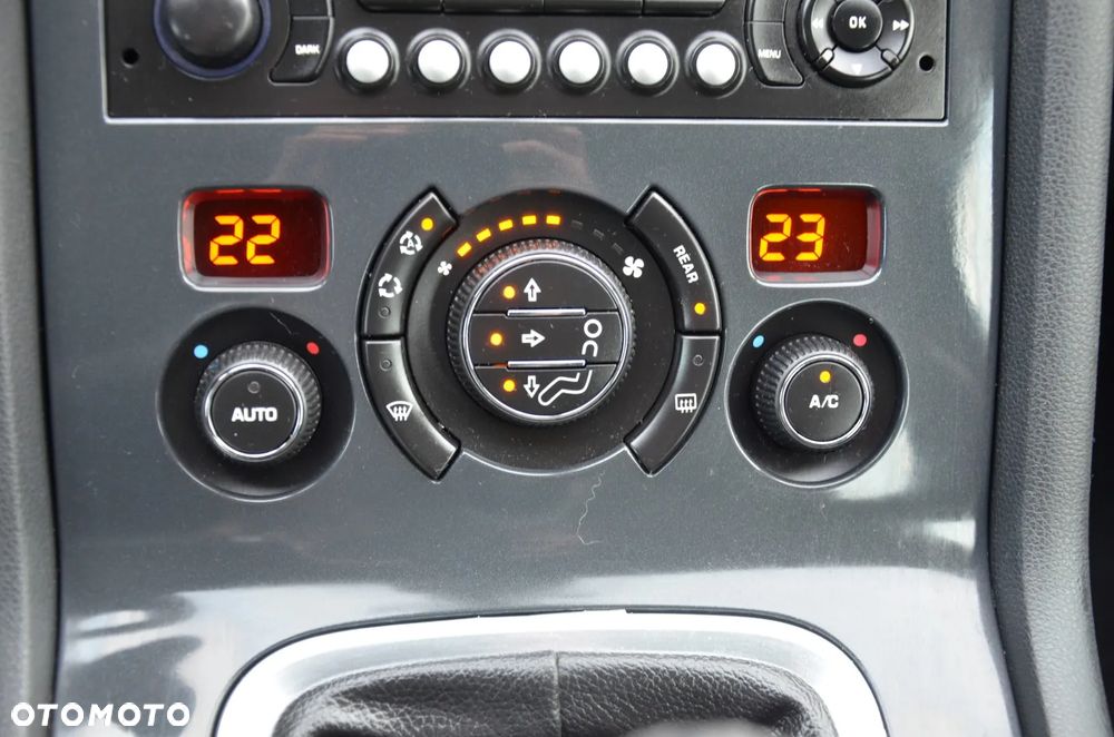 Peugeot 5008 2.0 HDi Active 7os - 23