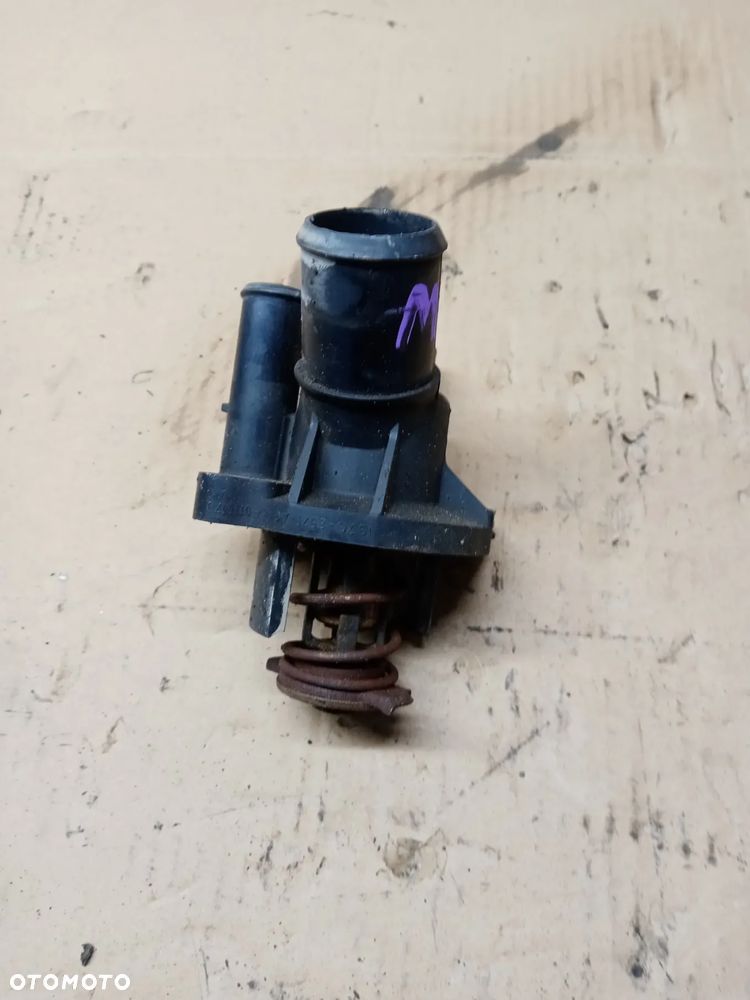 Obudowa termostatu termostat Ford Mondeo MK3 2.0 16V 1S7G-8575-AG - 3
