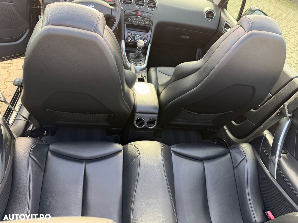 Peugeot 308 2.0 HDI Premium Pack - 14