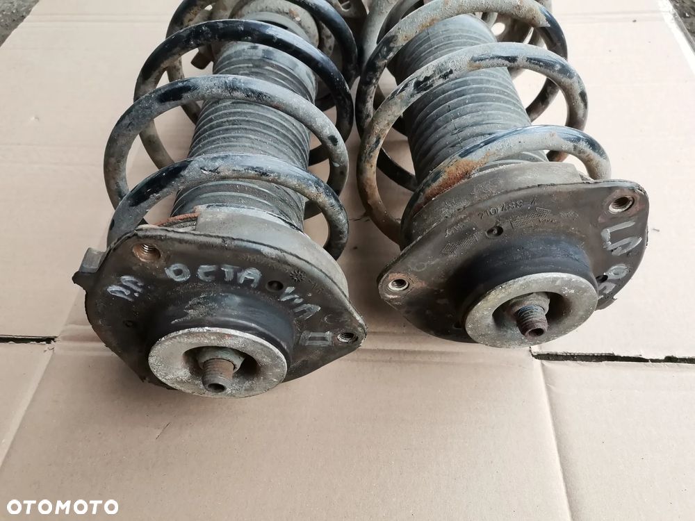 Mcperson amoryzator  prawy lewy przod Skoda Octavia II - 2
