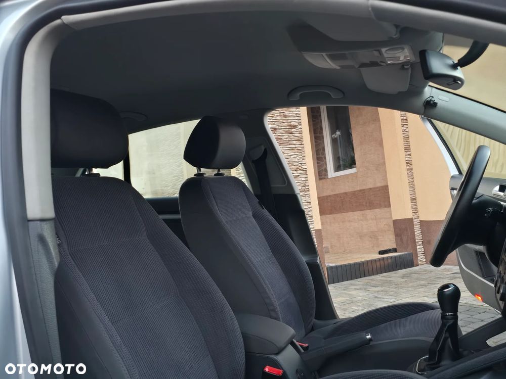 Volkswagen Jetta 1.6 United - 29