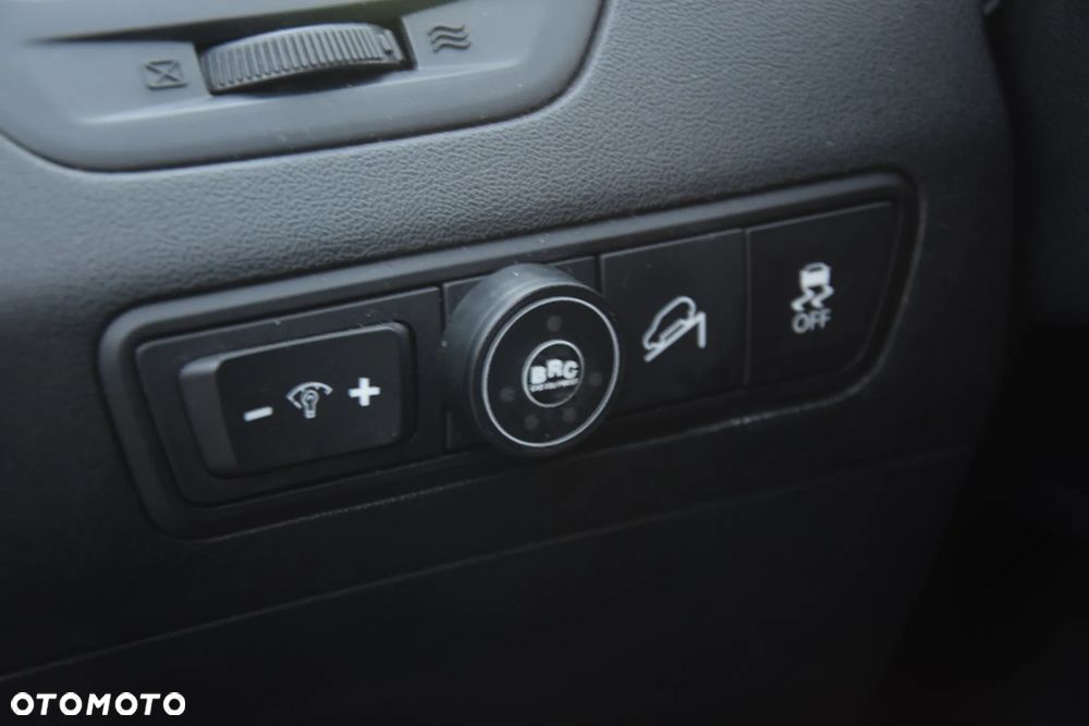 Hyundai ix35 2.0 2WD Style - 21