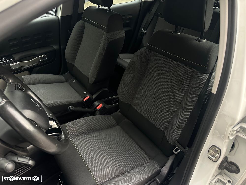 Citroën C3 1.2 PureTech Shine - 12