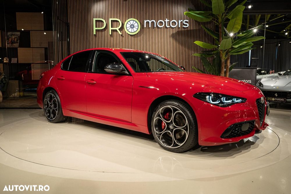 Alfa Romeo Giulia 2.0 Turbo 16V AT8-Q4 Competizione - 3