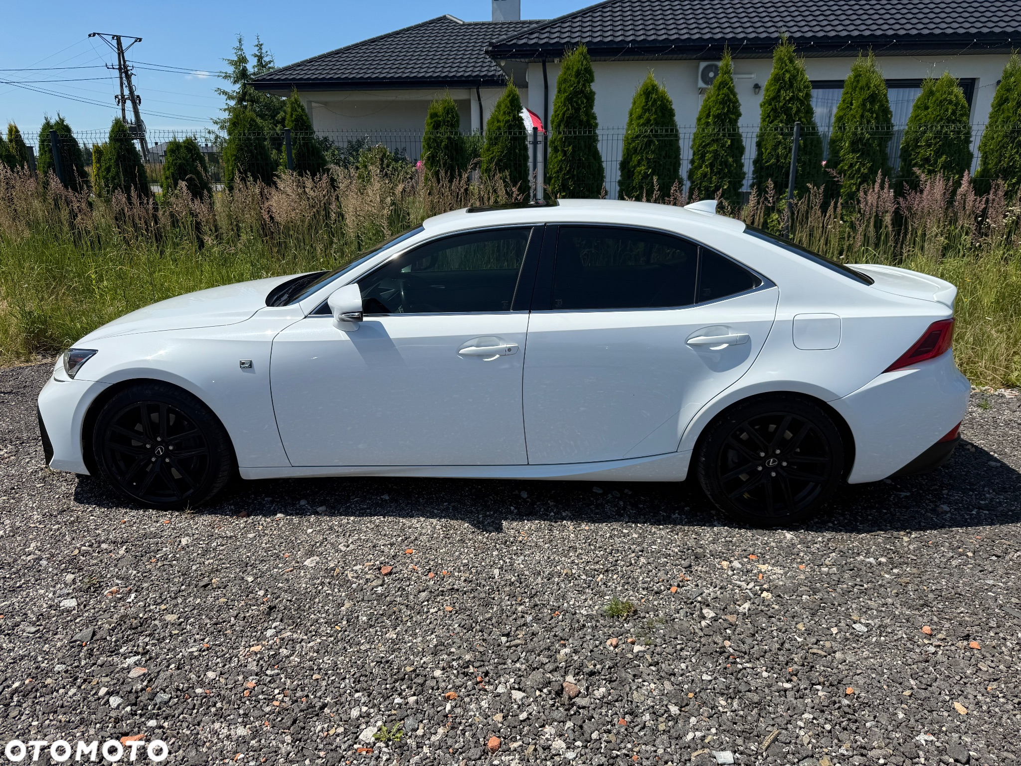 Lexus IS 200t / 300 F Sport - 2