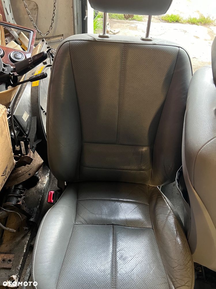 Fotele przednie kanapa ml w163 400cdi - 1
