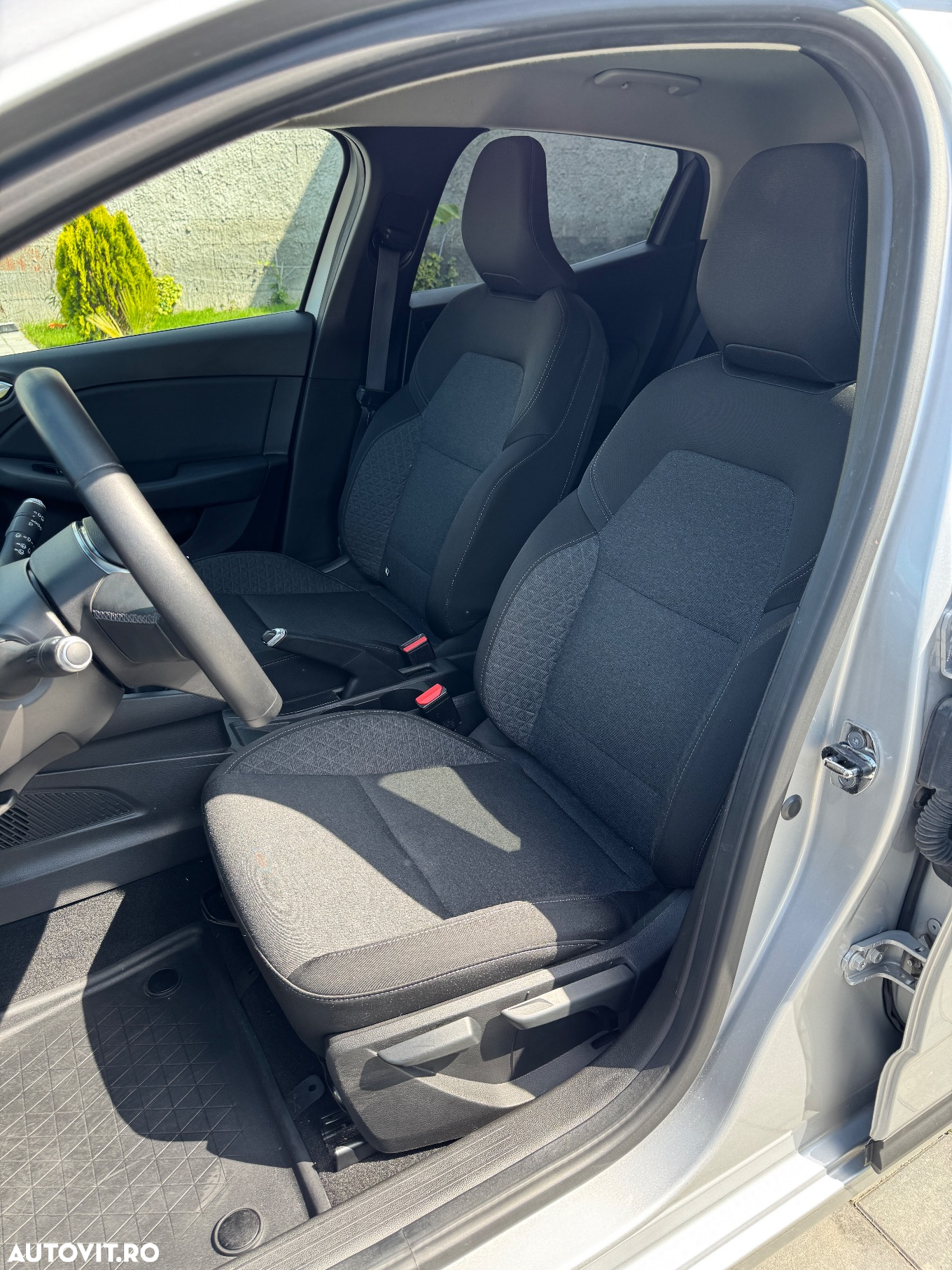 Renault Clio V SCe Zen - 6