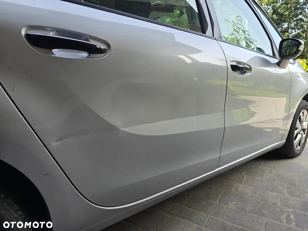 Citroën C4 Picasso - 11