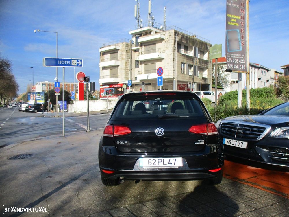 VW Golf 1.6 TDi BlueMotion Confortline - 11
