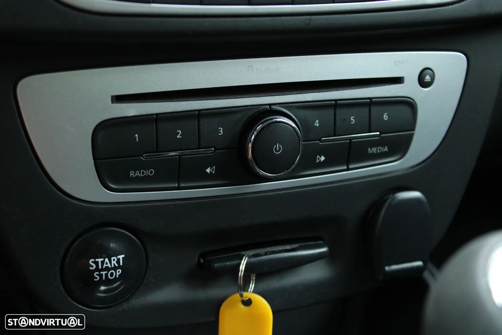 Renault Mégane Sport Tourer 1.5 dCi Dynamique S - 20