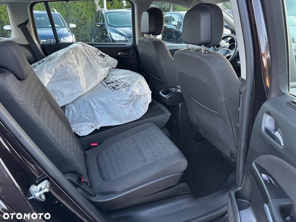 Opel Zafira ver-1-4-t-elite - 25