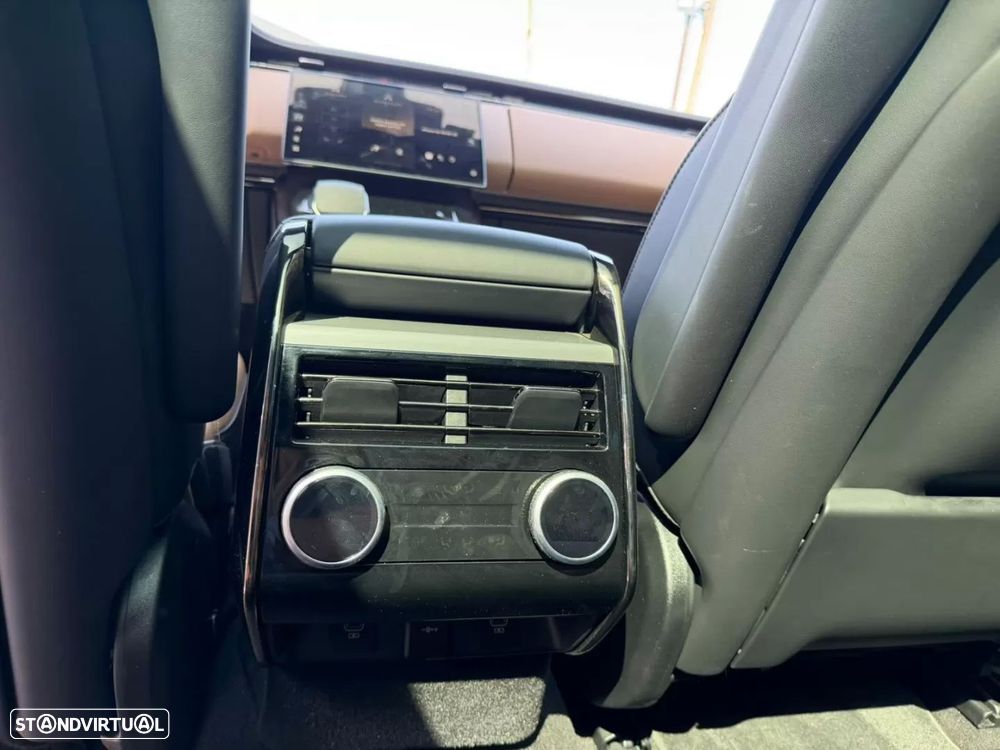 Land Rover Range Rover Sport 3.0 P440e Dynamic HSE - 18