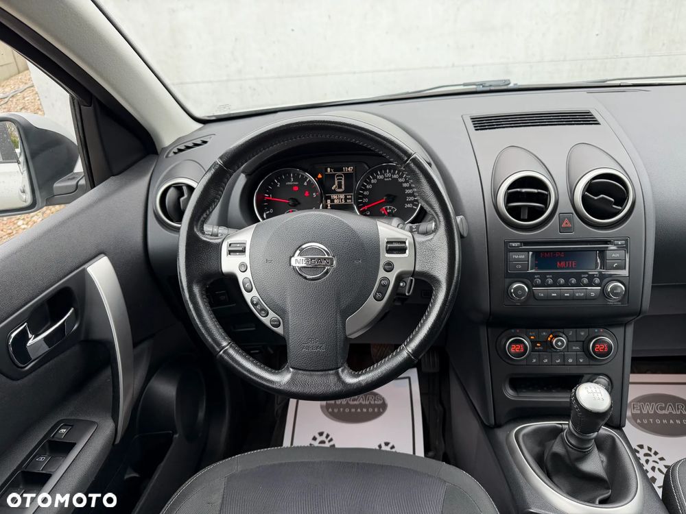 Nissan Qashqai 1.6 dCi DPF acenta - 8