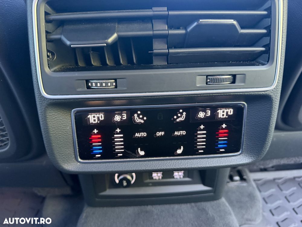 Audi Q8 50 TDI quattro Tiptronic - 12